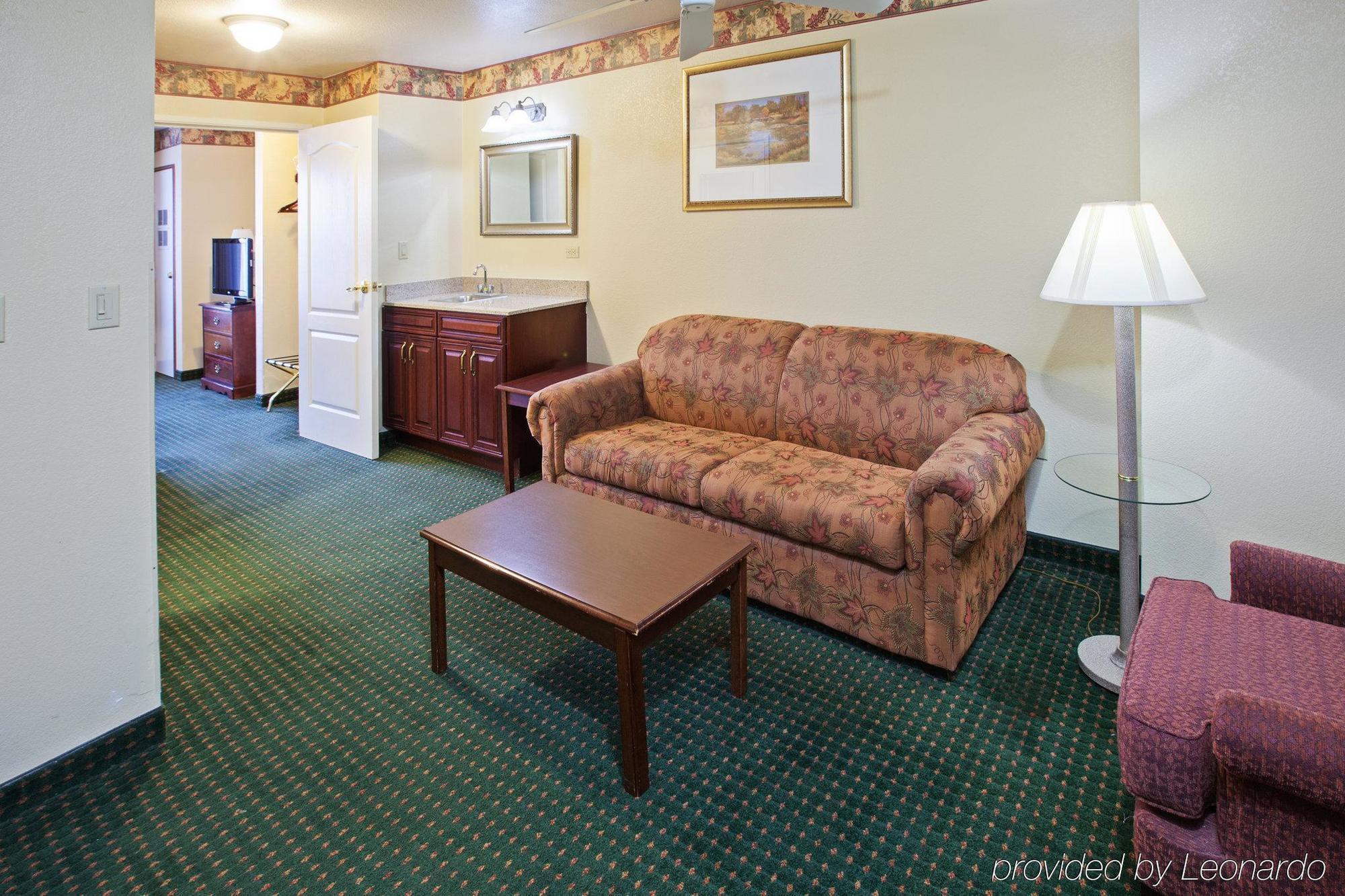 Country Inn & Suites By Radisson, Elkhart North, In Buitenkant foto